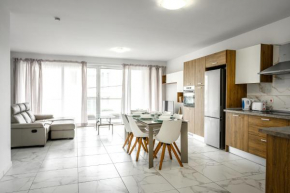 Spacious Modern Apartment Near the Sea in Xemxija